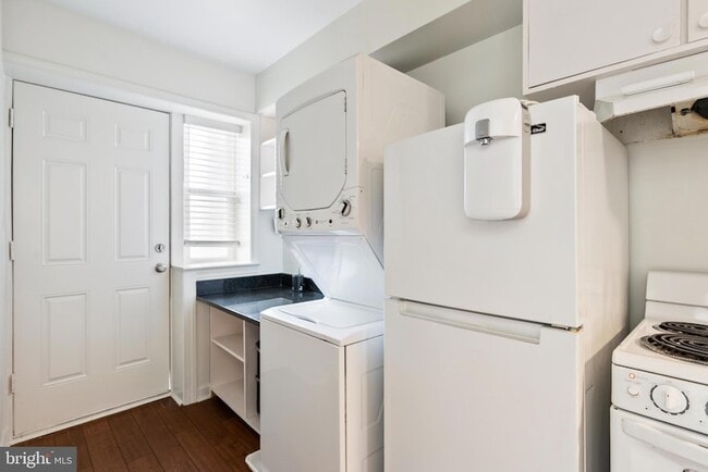 966 Mt Olivet Rd NE in Washington, DC - Foto de edificio - Building Photo