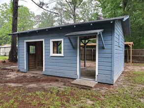 1040 Marshall Ln in Silsbee, TX - Building Photo - Building Photo