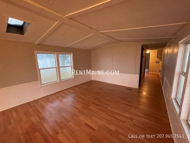 133 Harrison St in Pittsfield, ME - Building Photo - Building Photo