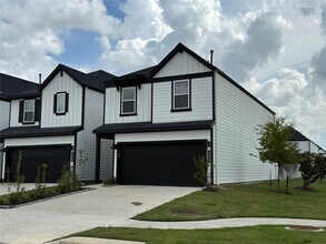 12319 Maria Heights Ct in Houston, TX - Building Photo - Building Photo