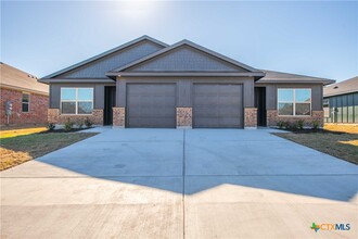 526 Lost Trl in Copperas Cove, TX - Building Photo - Building Photo