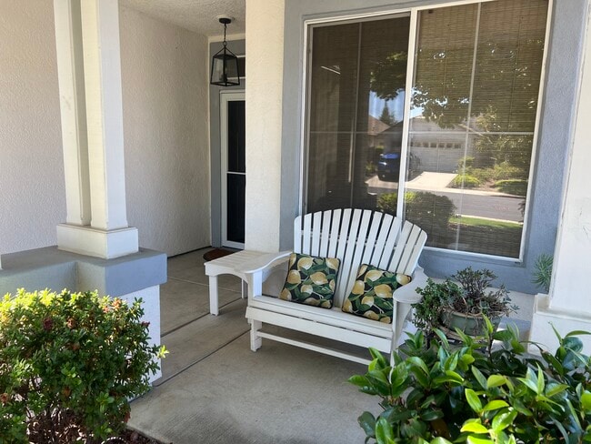 7589 Paiute Point Rd in Roseville, CA - Building Photo - Building Photo