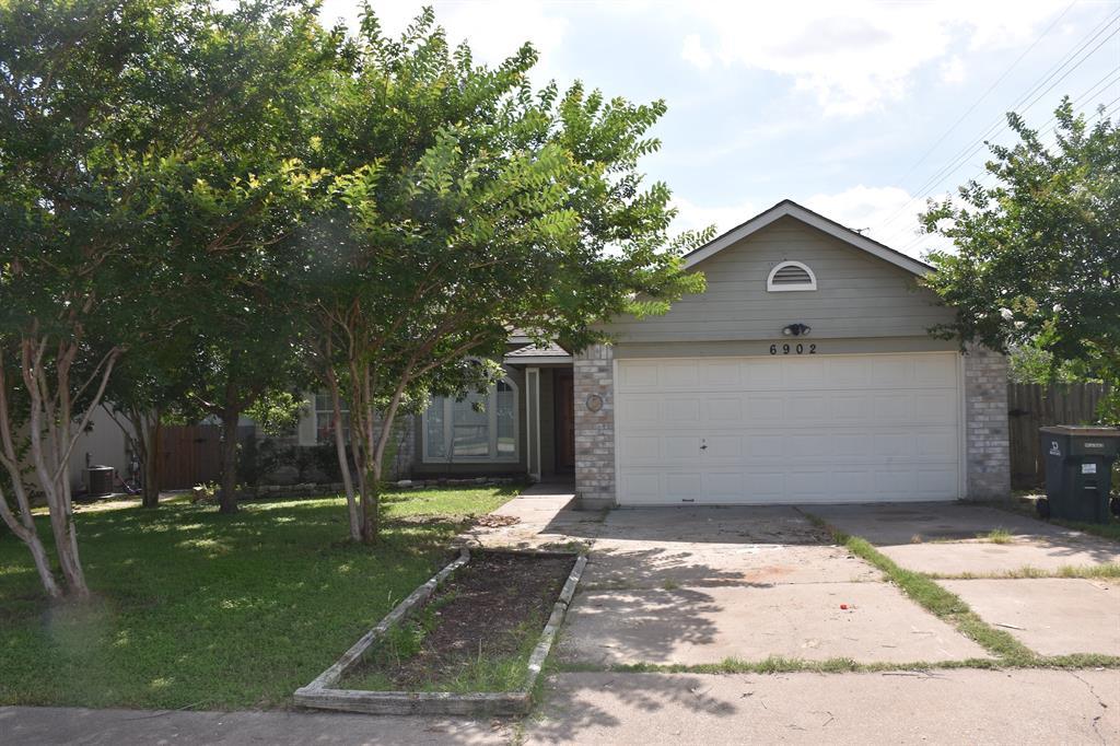 6902 Apperson St in Austin, TX - Building Photo