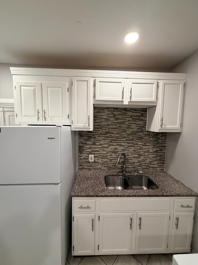 748 E 28th St, Unit 1 in Norfolk, VA - Building Photo - Building Photo