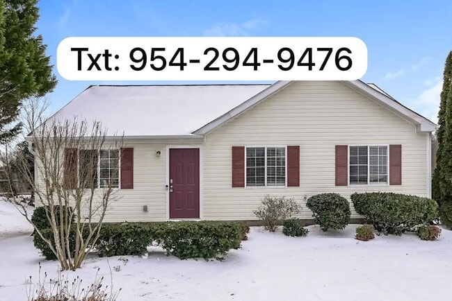 property at 2693 Stratford Lake Ct