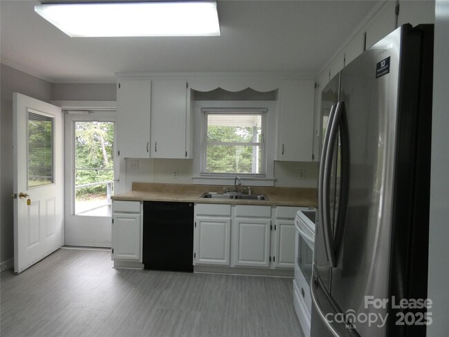 2333 Cline St in Statesville, NC - Building Photo - Building Photo