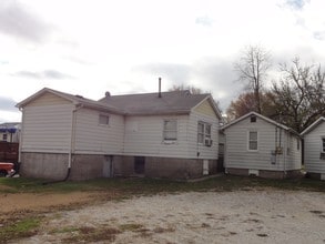 Full Occupied 4-unit Property in East Alton, IL - Building Photo - Building Photo