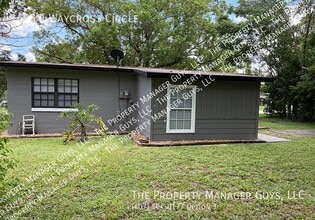 1698 E Waycross Cir in Deltona, FL - Building Photo - Building Photo