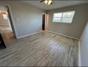 8287 Benjamin St in Chalmette, LA - Building Photo - Building Photo