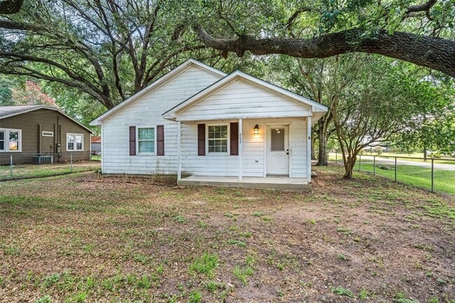 property at 202 Penick Rd