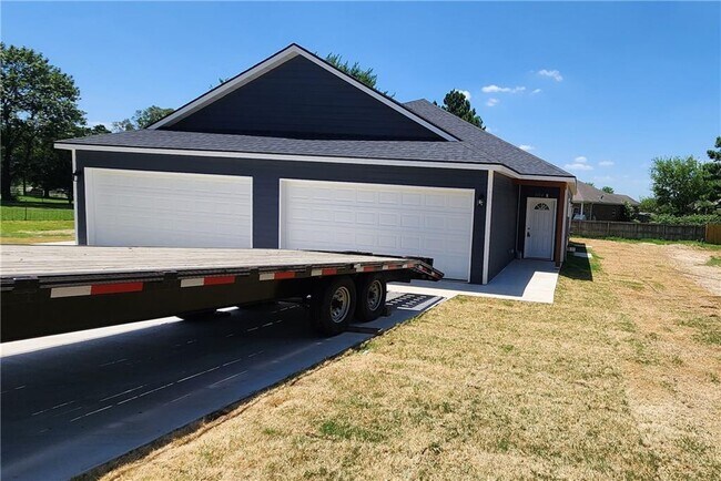 3114 Old Wire Rd in Springdale, AR - Building Photo - Building Photo