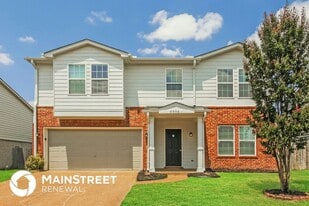 9996 Chariden Dr in Cordova, TN - Building Photo