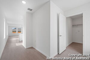 1334 Neria Lp in San Antonio, TX - Building Photo - Building Photo