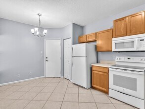 21018 Vía Eden in Boca Raton, FL - Building Photo - Building Photo