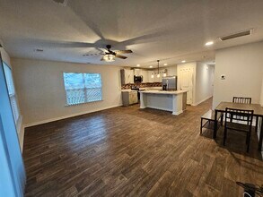 4599 Palm View Cir in North Charleston, SC - Building Photo - Building Photo
