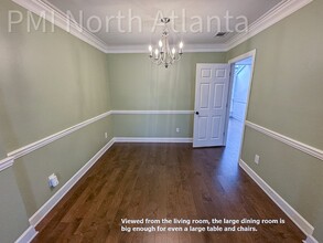 84 Mt Vernon Cir in Dunwoody, GA - Building Photo - Building Photo