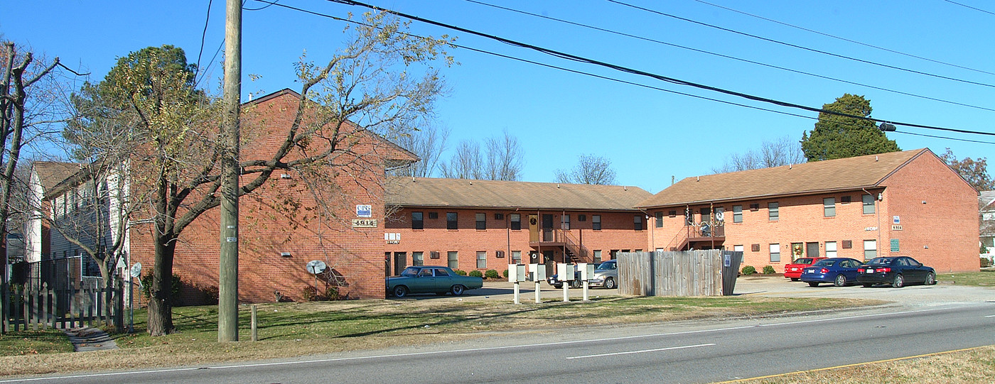 Tomlin Apartments in Norfolk, VA - Foto de edificio