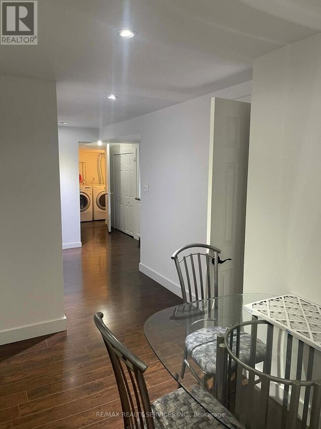 property at 920 Ledbury Crescent