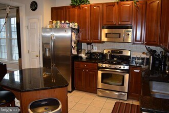 12111 Pond Pine Dr in Clarksburg, MD - Building Photo - Building Photo