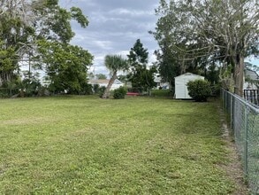 2027 Georgia Ave in Englewood, FL - Building Photo - Building Photo