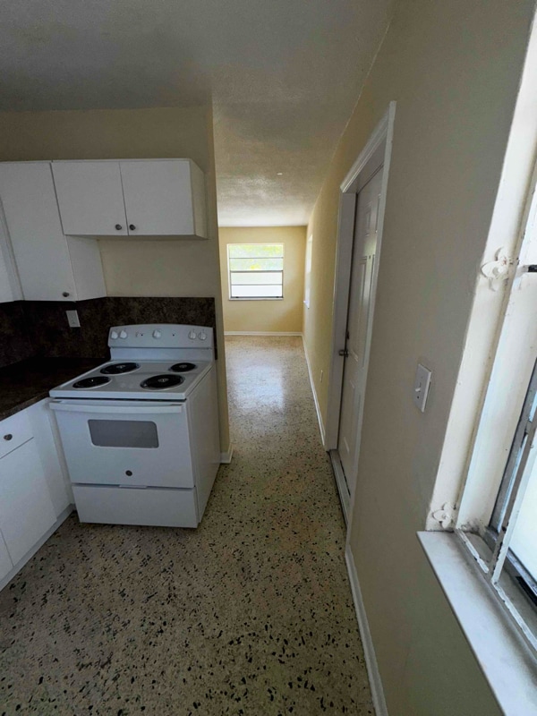 1040 SW 7th St in Miami, FL - Building Photo - Building Photo