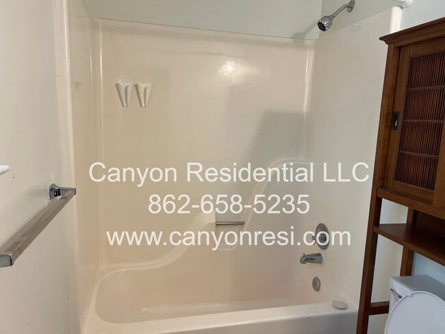 2494 Shenandoah Dr in Chattanooga, TN - Building Photo - Building Photo