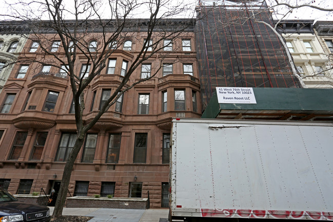 43 W 76th St in New York, NY - Building Photo - Building Photo