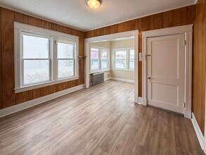 121 Mount Washington St, Unit 1st Floor in Lowell, MA - Building Photo - Building Photo