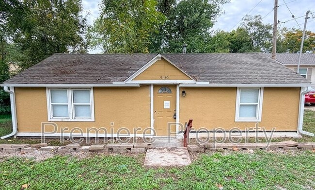 property at 5640 N Winchester Ave