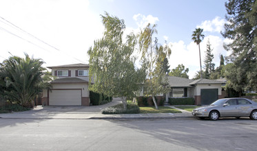 1510-1514 Gordon St in Redwood City, CA - Building Photo - Building Photo