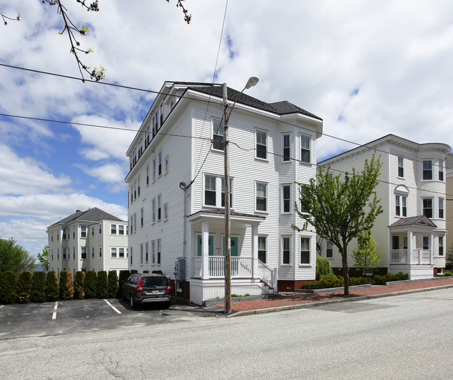 133 Morning St in Portland, ME - Foto de edificio - Building Photo