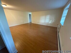 34 Worthen Rd in Lexington, MA - Building Photo - Building Photo