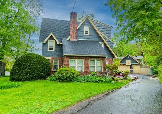 property at 38 Plattekill Ave