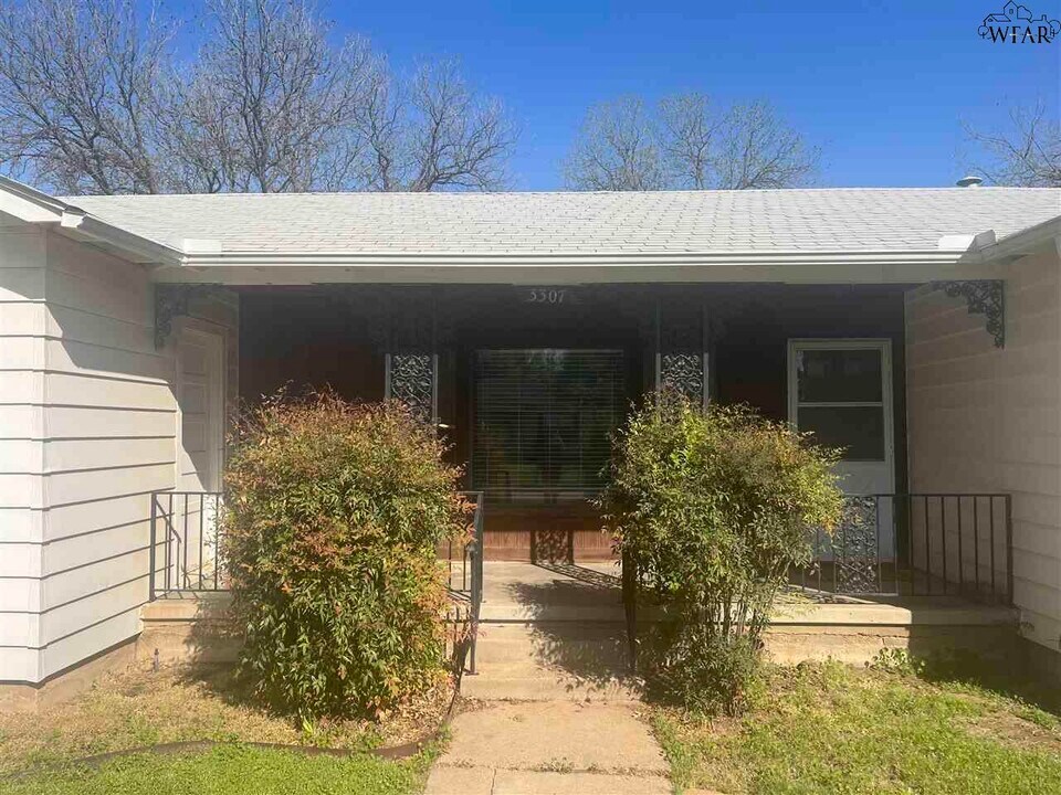 3307 Barrett Pl in Wichita Falls, TX - Building Photo
