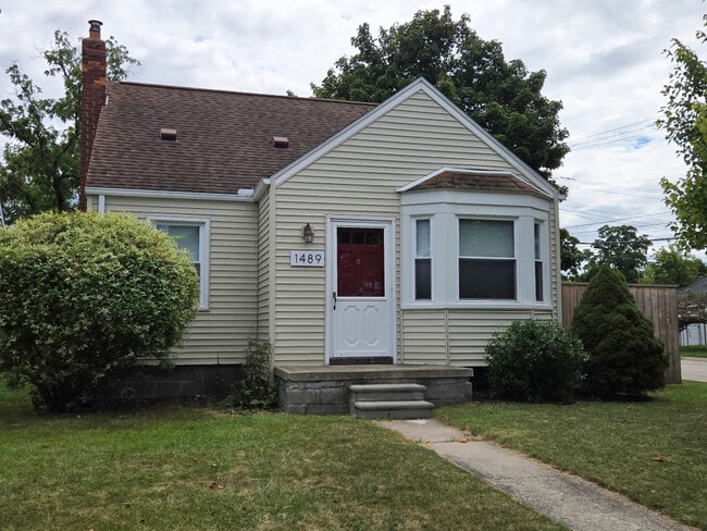 property at 1489 West Blvd