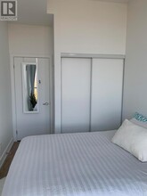 150 Fairview Mall Dr in Toronto, ON - Building Photo - Building Photo