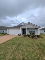 721 Narvarez Ave in St. Augustine, FL - Building Photo