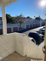 1800 S Edmond St in Las Vegas, NV - Building Photo