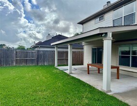 8930 Aspen Pl Dr in Houston, TX - Building Photo - Building Photo