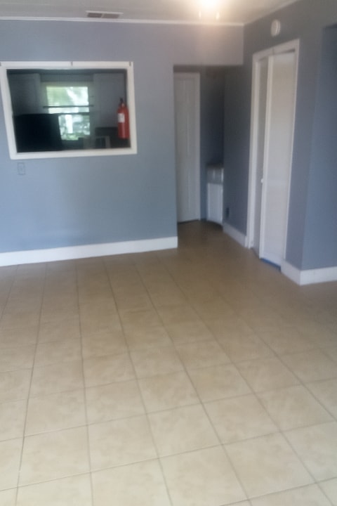 66 Main St in Keansburg, NJ - Building Photo