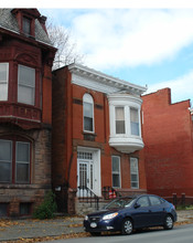 689 Second Ave in Troy, NY - Building Photo - Building Photo