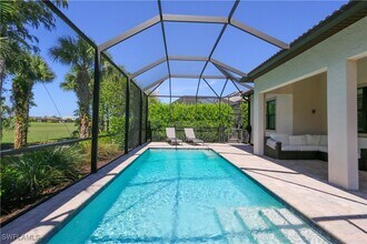 9716 Everglades Dr in Naples, FL - Building Photo - Building Photo
