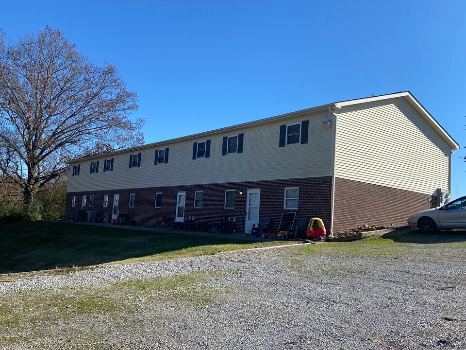 155 Mays St, Unit Mays St in Greeneville, TN - Building Photo