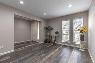6329 Rincon Way in Dallas, TX - Building Photo - Building Photo