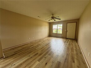 1302 N 22nd St in Rogers, AR - Building Photo - Building Photo