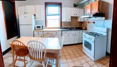 3325 S Emerald Ave, Unit 2 in Chicago, IL - Foto de edificio - Building Photo