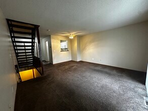 1732 Bennigan Dr in Hilliard, OH - Building Photo - Building Photo