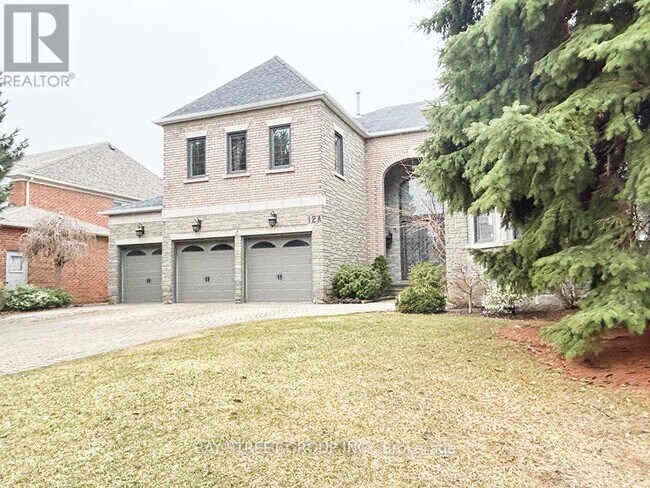 12 A Ava Crescent in Richmond Hill, ON - Building Photo - Building Photo