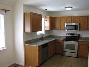 7809 Silktree Pl in Mechanicsville, VA - Building Photo - Building Photo