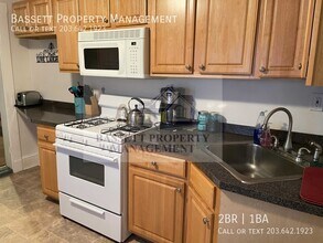 103 Quinnipiac Ave-Unit -2nd Floor in North Haven, CT - Foto de edificio - Building Photo